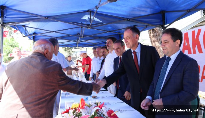 Akçaabat bayramlaştı