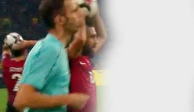 Milli Takım yine rezil etti