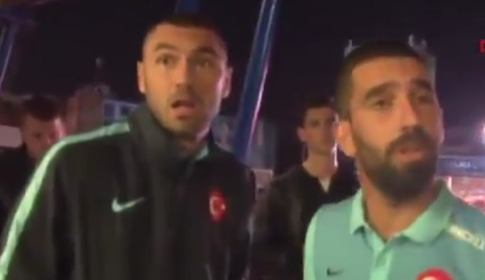 Arda Turan Tepki gösterdi Burak Yılmaz şaşırdı