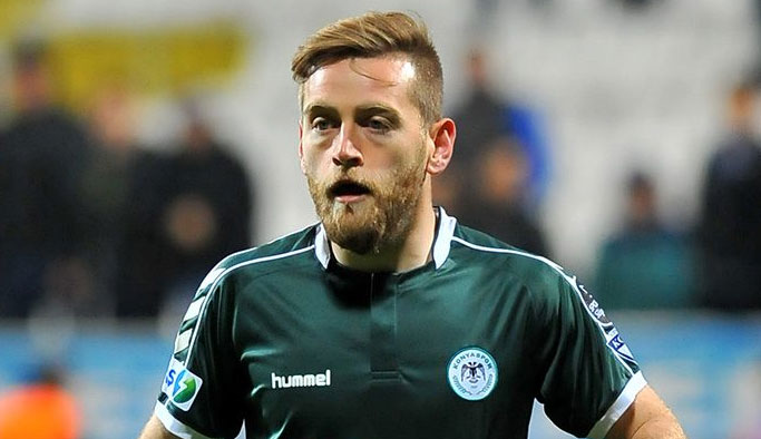 Trabzonlu oyuncu imzayı attı