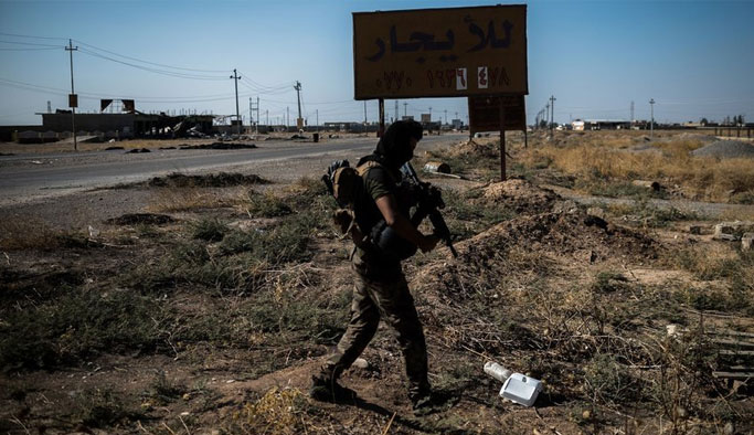 ABD, DEAŞ'lı komutanları tahliye etti