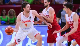 12 Dev Adam Avrupa'ya veda etti