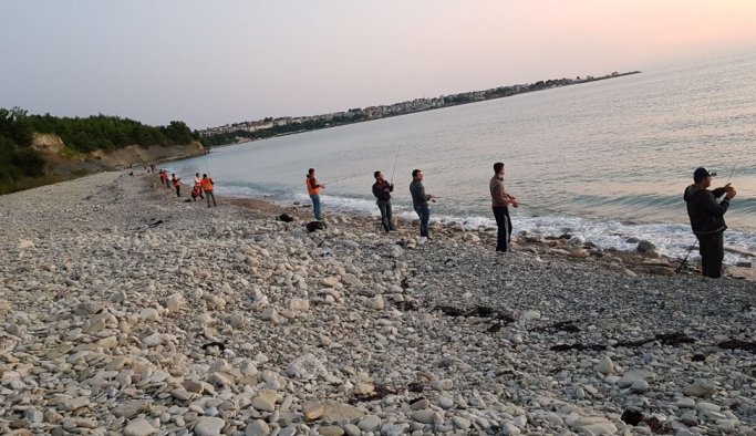 Amatör balıkçılar yarıştı