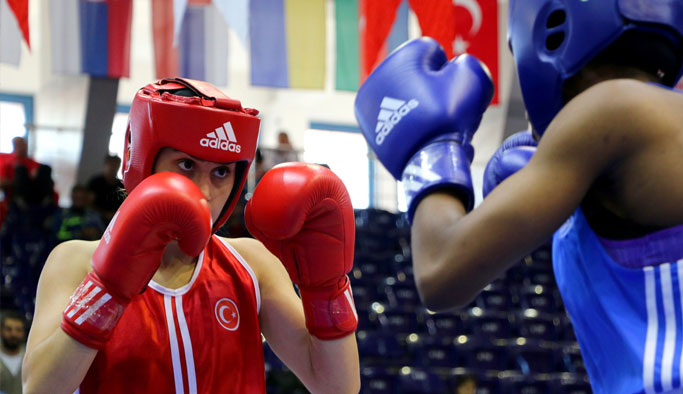 Kadınlar Trabzon’da yumruk sallayacak