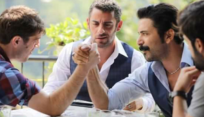 Şükrü Üçüncü Yeni Gelin kadrosunda