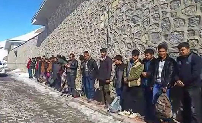 Van'da 41 kaçak göçmen yakalandı!