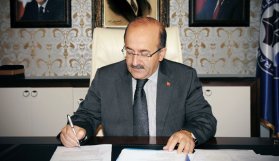 Gümrükçüoğlu: "En öncelikli konumuz eğitimdir"