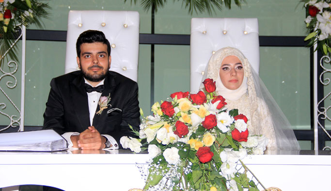 Başkan Gümrükçüoğlu'nun mutlu günü