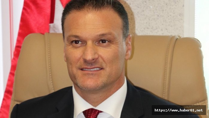 Alpay Özalan'dan flaş istifa!