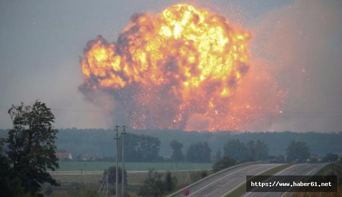Cephanelik patladı! 30 bin insan kaçtı