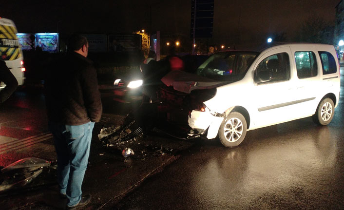 Kocaeli'nde kaza: 2 yaralı