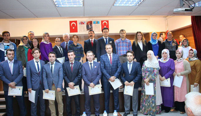 Of'ta öğretmen ve idarecilere başarı belgesi