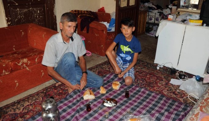 Kredi kartı borcu yüzünden ailesi dağıldı