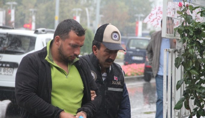 Sahte para suçundan aranıyordu tutuklandı