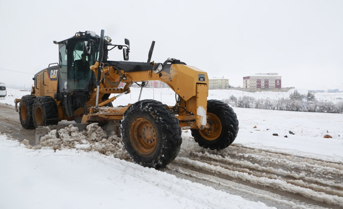 552 köyden 98’i ulaşıma kapandı!