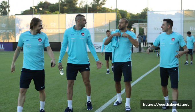 Burak Yılmaz ile Beşiktaşlı futbolcuların maç sohbeti