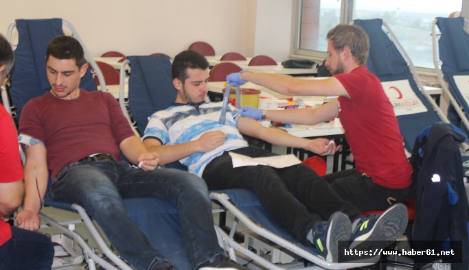 KTÜ Sürmene MYO'dan örnek davranış