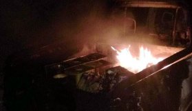 Teröristler, AK Partili başkanın aracını yaktı!