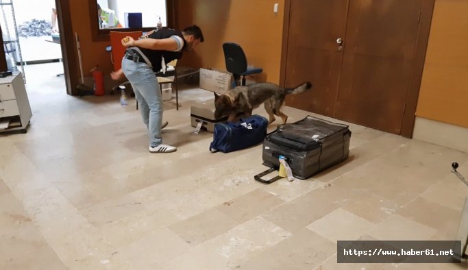 Trabzon Havalimanı'nda uyuşturucu yakalandı!