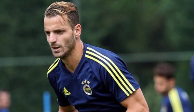 Fenerli oyuncu az daha Trabzon'a geliyordu!