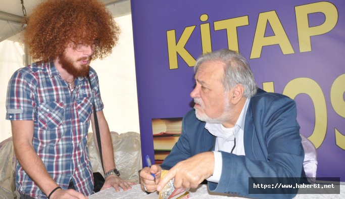 Eskişehir'de İlber Ortaylı'ya yoğun ilgi