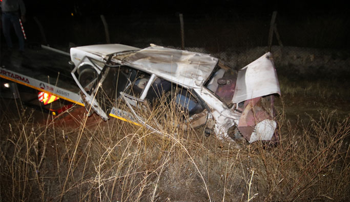Konya'da Korkunç Kaza: İki Otomobil Çarpıştı, 7 Kişi Yaralı