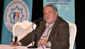 İlber Ortaylı'dan konuşulacak açıklama: Irak aslında yok