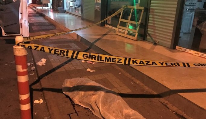 Ağabeyleri eve kitledi, kaçmak isterken öldü!