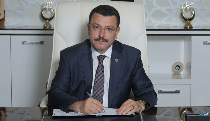 Genç, Muhtarlar Günü'nü kutladı