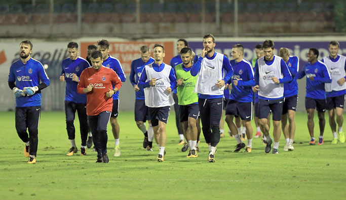 Trabzonspor, Malatya deplasmanı için yarın özel uçakla gidiyor