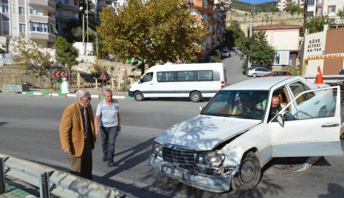 Eşref Kolçak kaza yaptı
