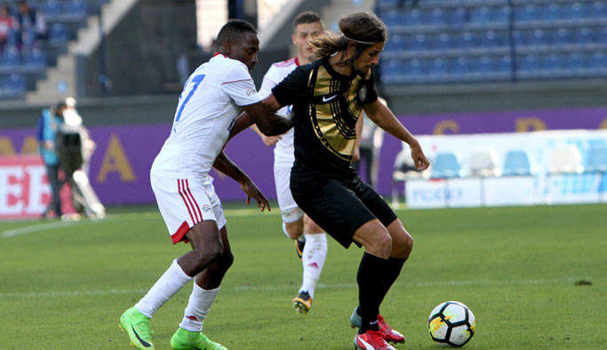Osmanlıspor Karabükspor'u rahat geçti