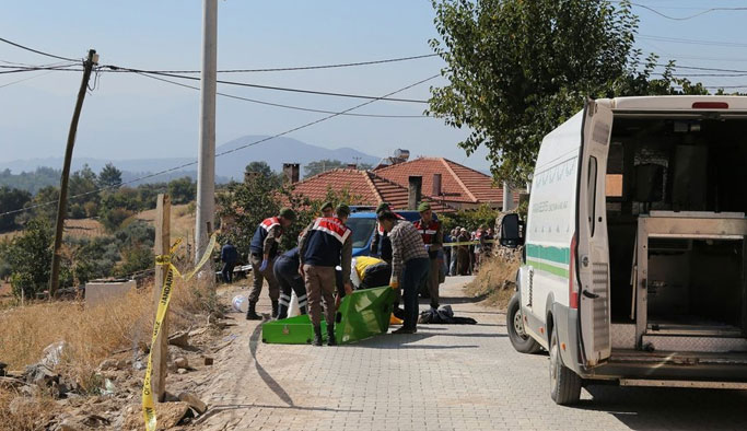 Şok olay! Evin balkonundan yoldan geçen kişiyi vurdu