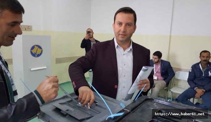Kosova'da Türk aday kazandı