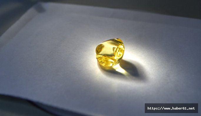 Rusya'da 34.17 karatlık sarı elmas çıkarıldı