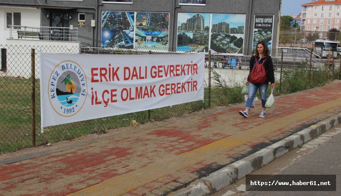 Kepez halkından ilçe olmak için ilginç afişler 