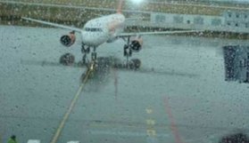 Hava trafiğine yağmur engeli