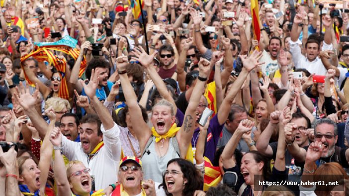 Katalonya tek taraflı bağımsızlık ilan etti