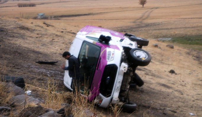 Kaza üstüne kaza: 19’u çocuk 23 yaralı