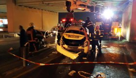 İstanbul'da araç metrobüs yoluna girdi!