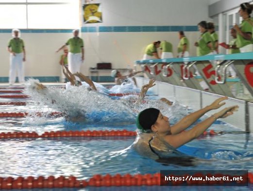 Trabzon'da Eren Bülbül anısına yüzme şampiyonası