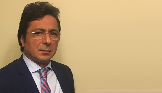 Davut Çakıroğlu, Meral Akşener'in partisine katıldı