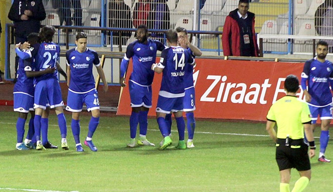 Trabzonspor’un rakibi yabancı değil!