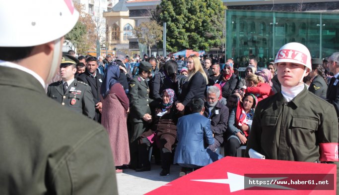 Kırşehirli şehit toprağa verildi