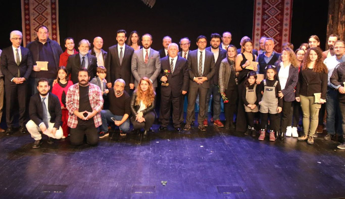 Akçaabat Belediye Tiyatrosu'na iki ödül