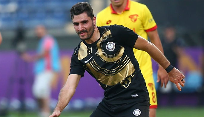 6 ay ceza alan Özer Hurmacı oyuna girdi