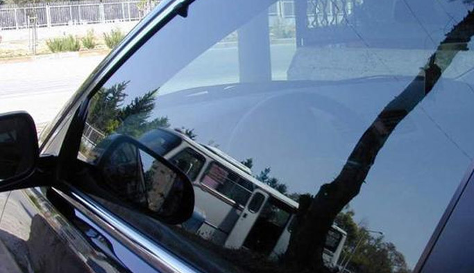 Bakan'dan flaş 'cam filmi' açıklaması