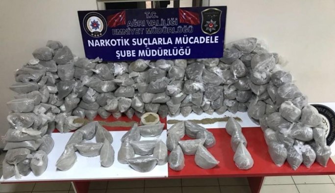 297 kilo eroin ele geçirildi