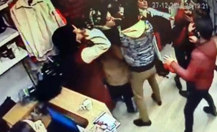 Sosyal medya kavgası, mağazada devam etti!