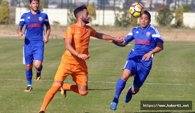 Aytemiz Alanyaspor ile Karabükspor maçında gol çıkmadı